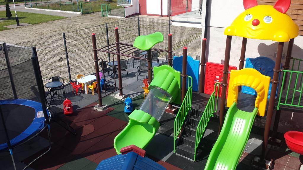Marina Jastarnia Apartamenty W Budynku Z Basenem Buitenkant foto