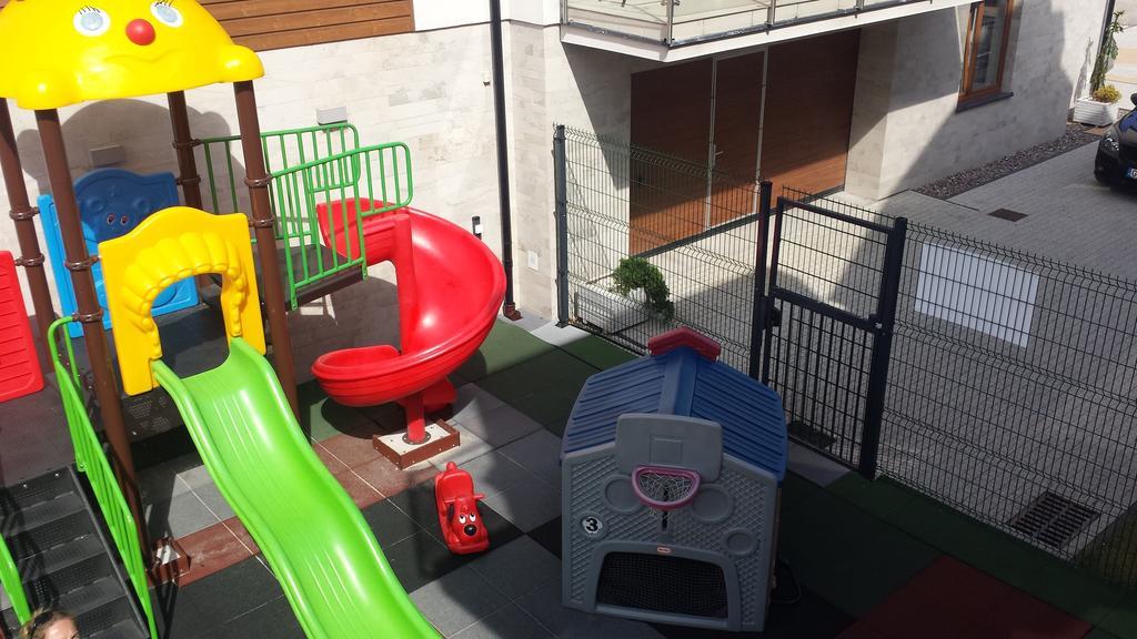 Marina Jastarnia Apartamenty W Budynku Z Basenem Buitenkant foto